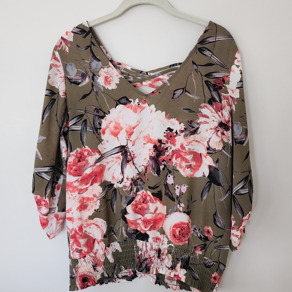 New York & Company green and pink, small floral blouse